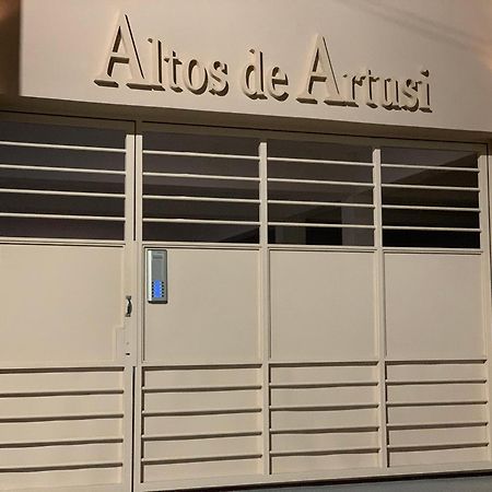 Concepción del UruguayAltos De Artusiアパートメント エクステリア 写真